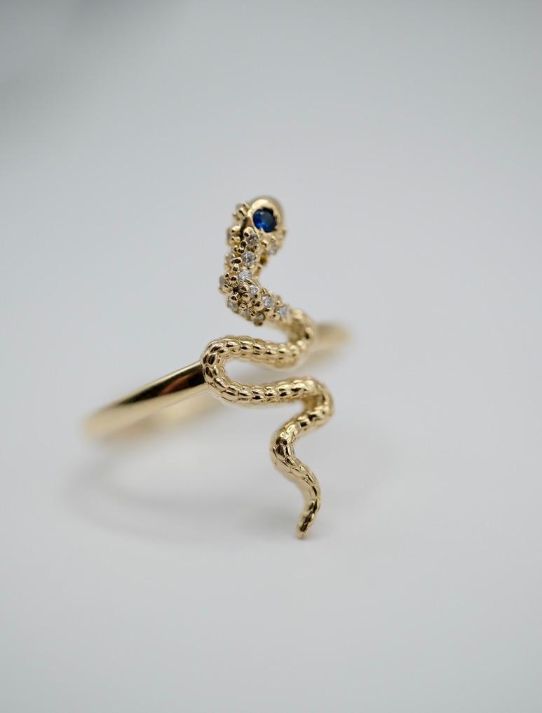 Serpant Ring