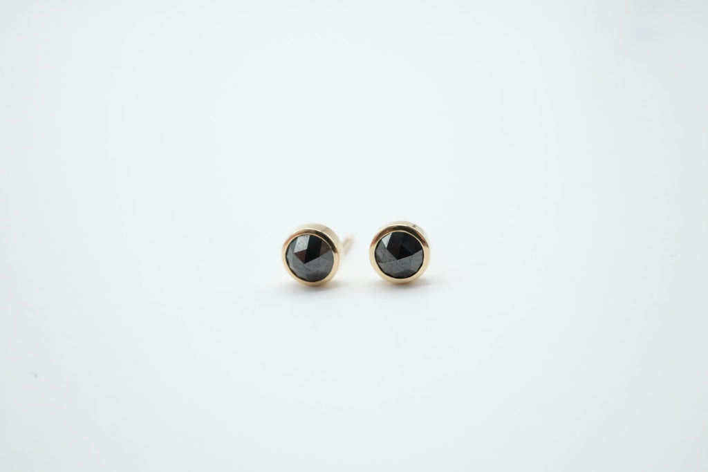 Queens "Knight" Bezel Set Studs