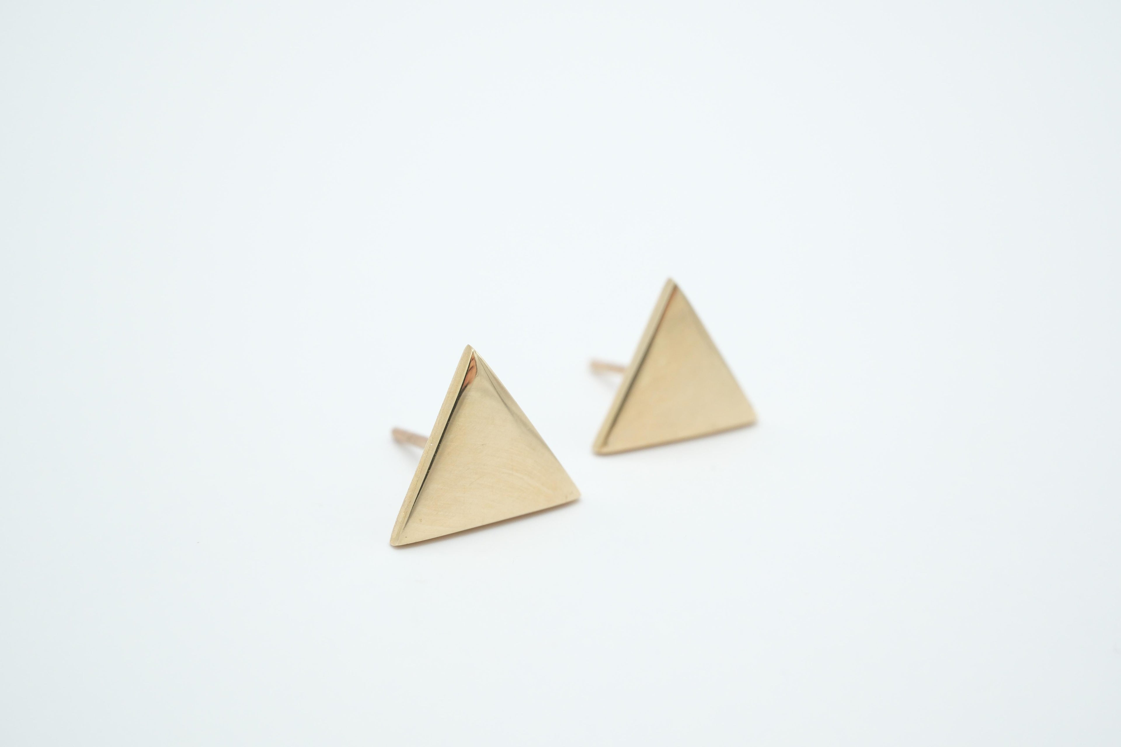 Triangle Stud