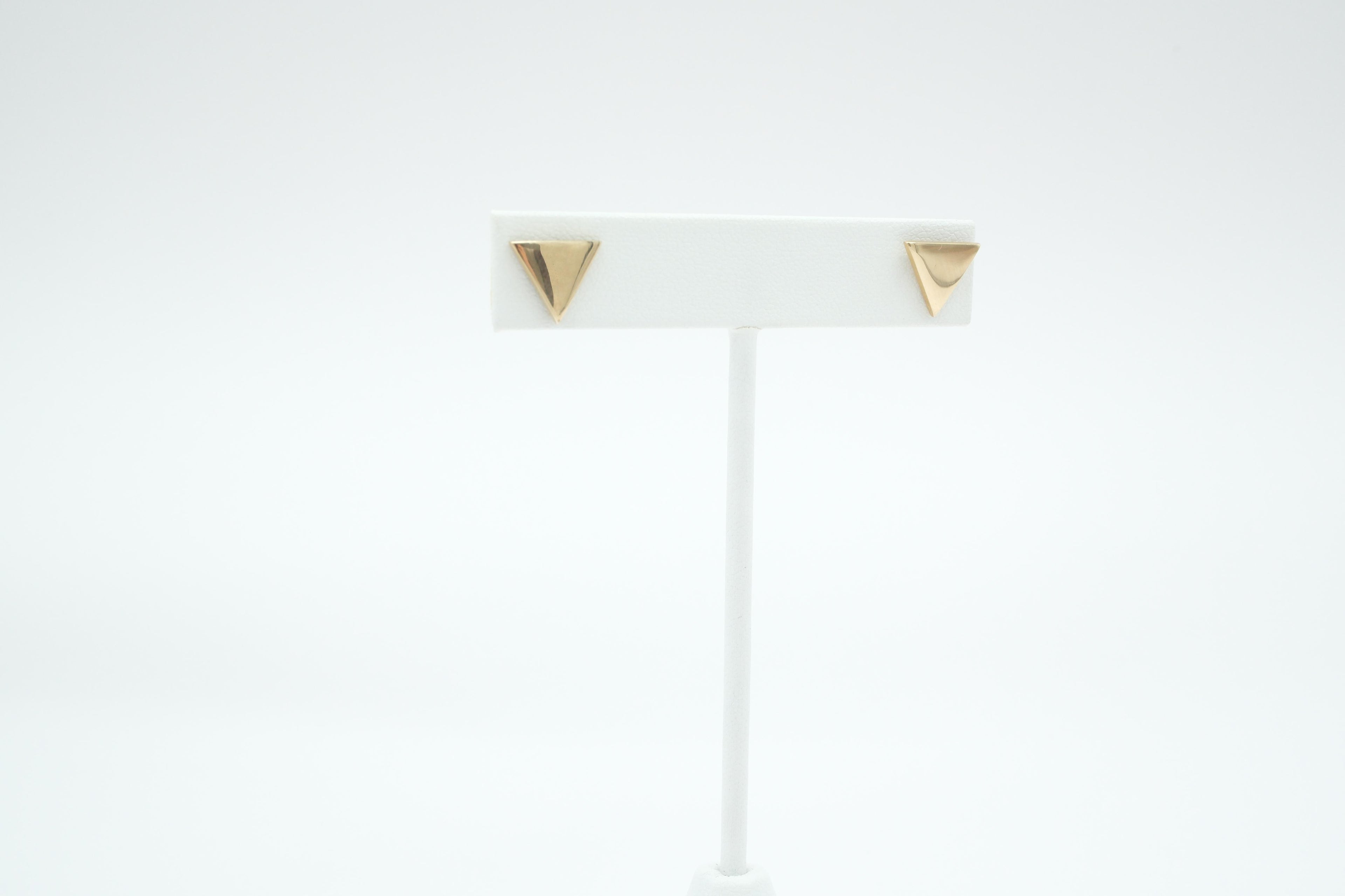 Triangle Stud