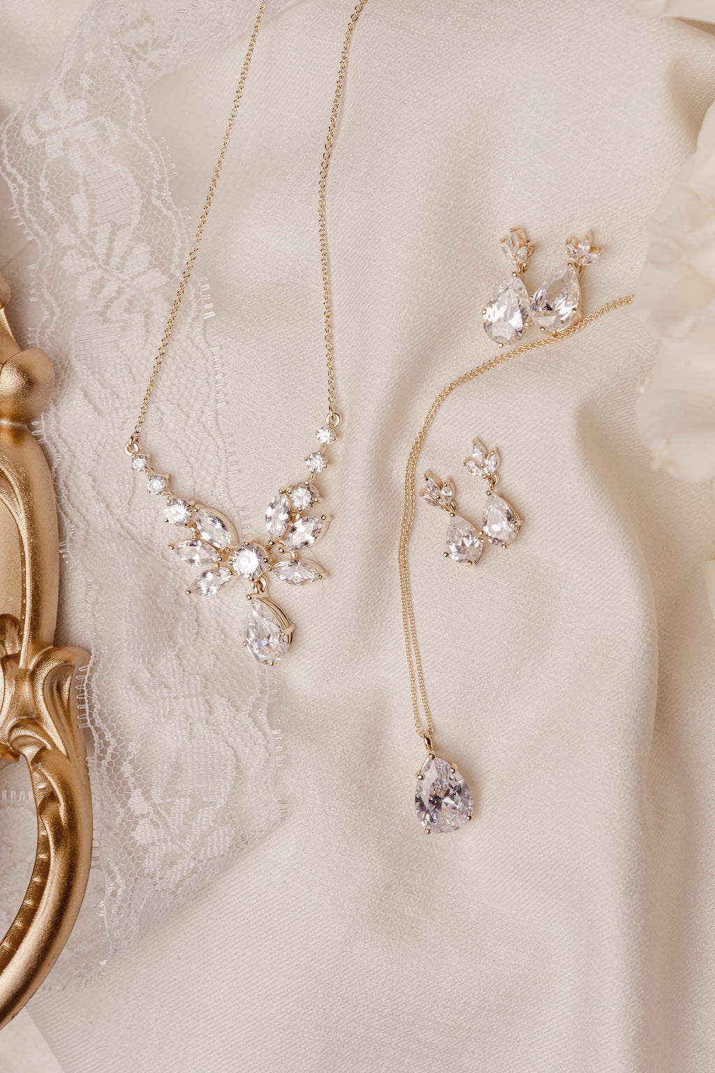 Pear drop Bridgerton Earrings