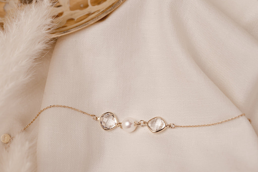 Cushion and Pearl-Essence Bracelet