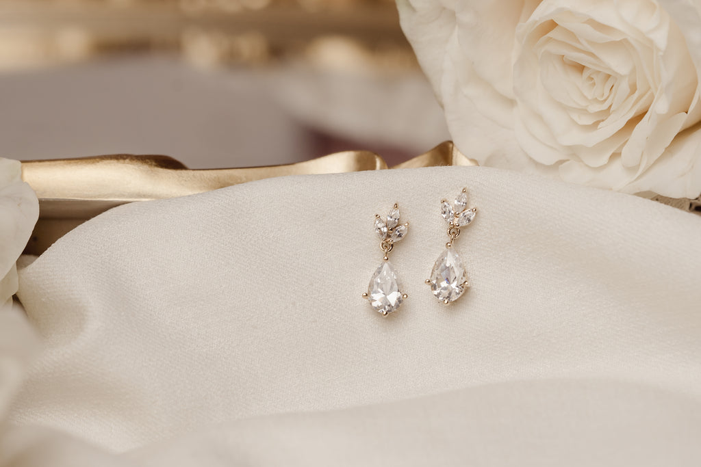 Pear drop Bridgerton Earrings