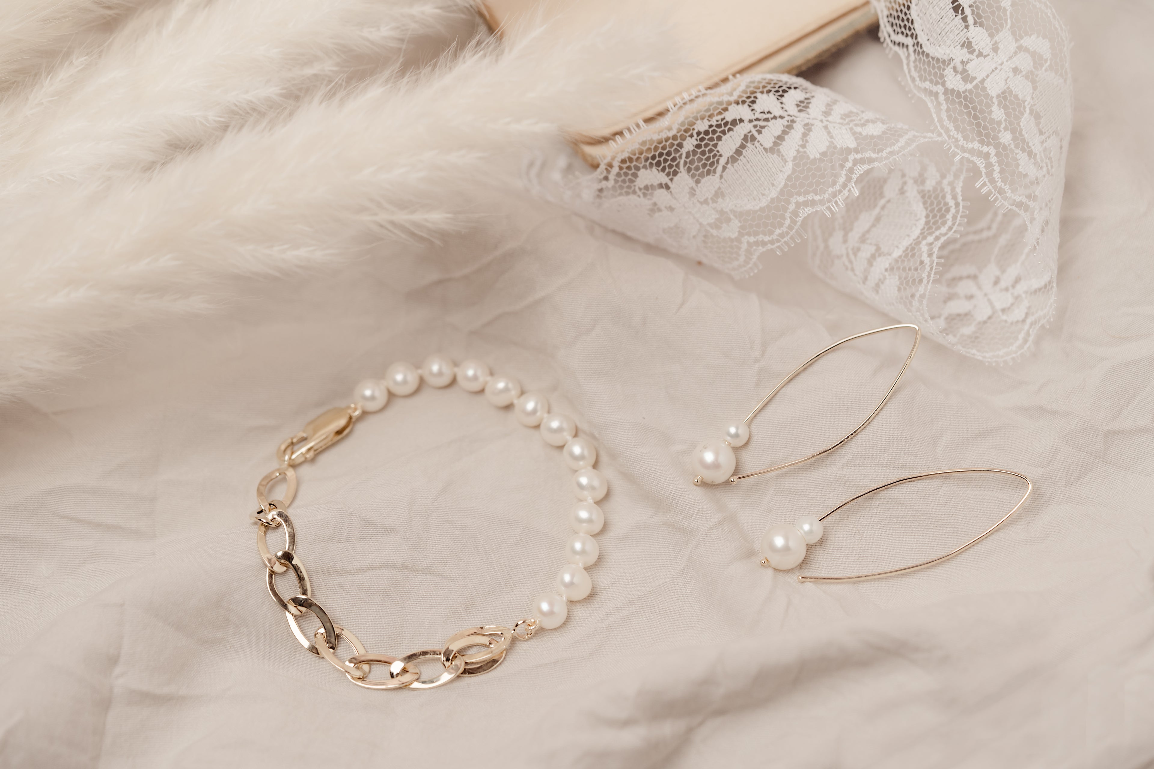 Two Pearls In a Pod Threader