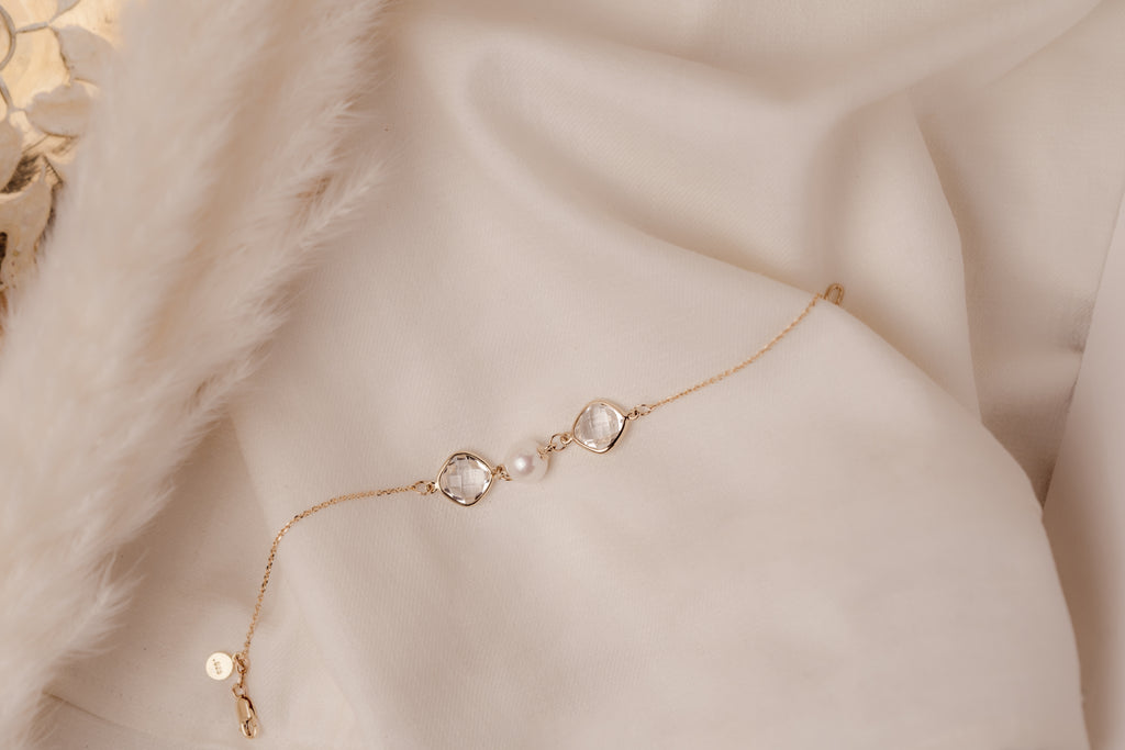 Cushion and Pearl-Essence Bracelet