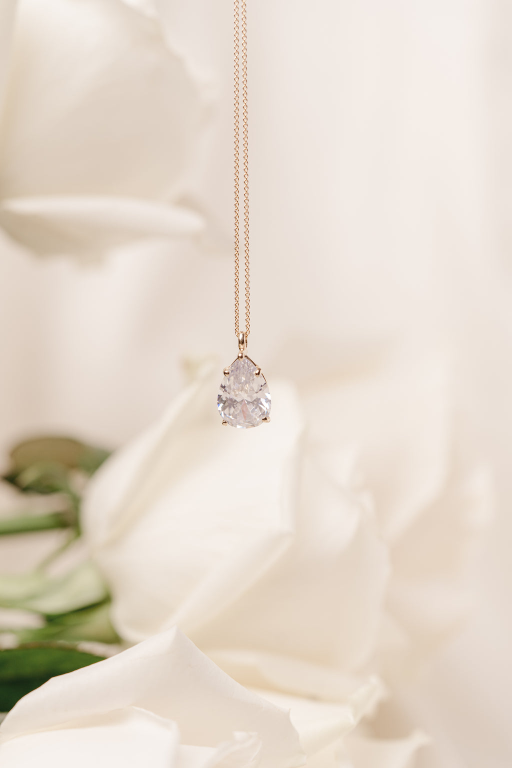 Pear Drop Bridgerton Necklace