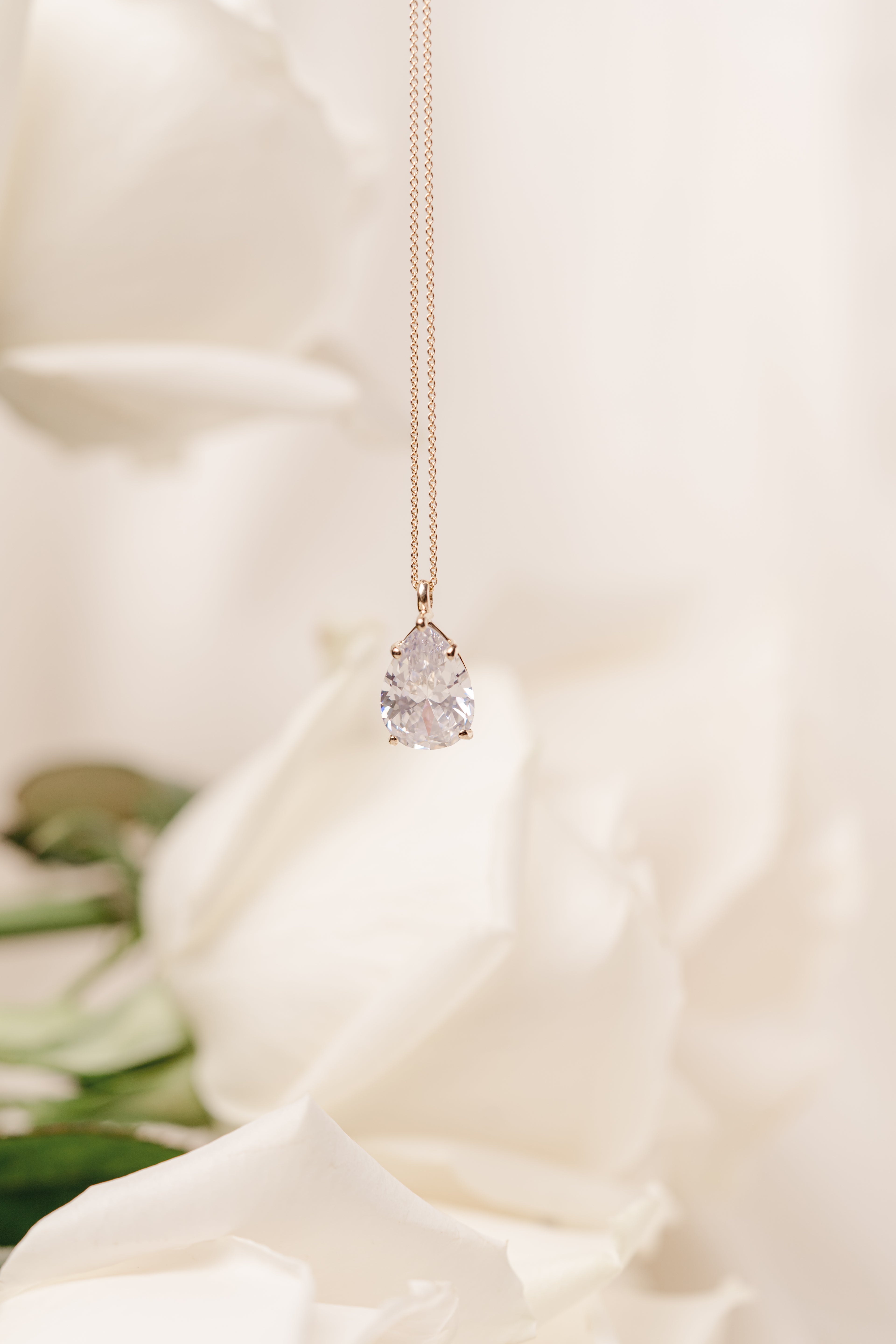 Pear Drop Bridgerton Necklace